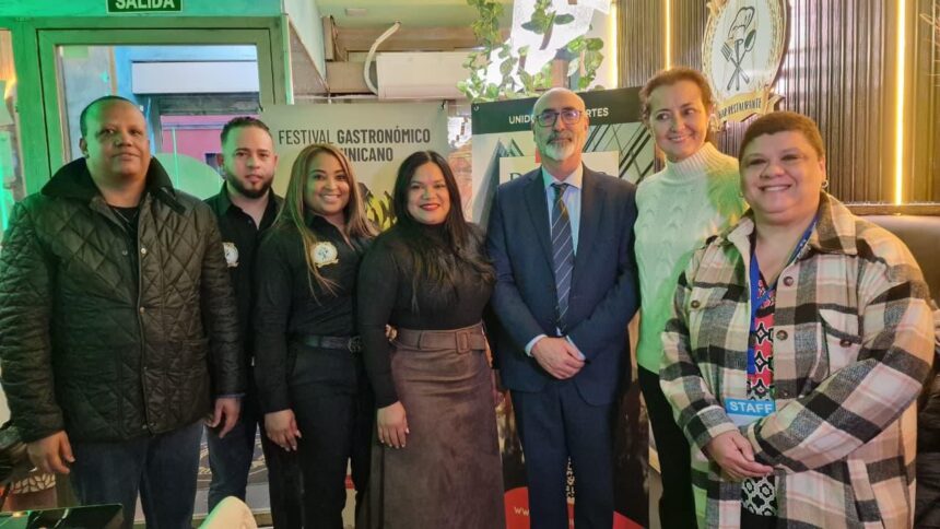 3. frank segura, danny ureña de los santos, haydee paulino clemente, sarah hernández, josé herrera de la morena, dolkisa olivares y dolo