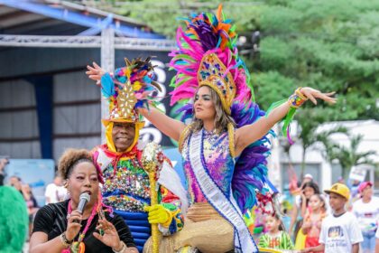 carnaval de santiago inicia con un derroche de colorido y lleno de innovaciones (3)