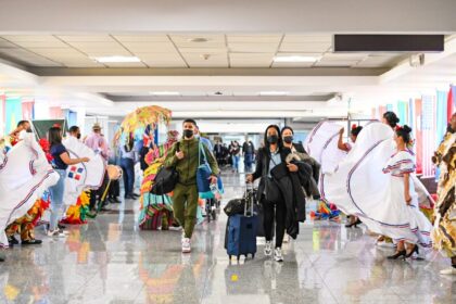 turistas de colombia a república dominicana