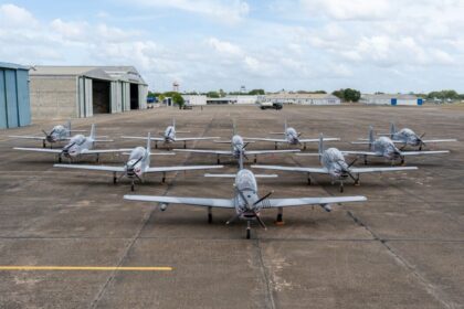 aviones tp75