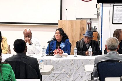 rueda de prensa denuncia círculo de locutores dominicanos ny 07 04 2026