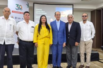 1. josé rafael sosa, armando de la garza, sarah hernández, luis felipe aquino, fernando milo y luis josé chávez.
